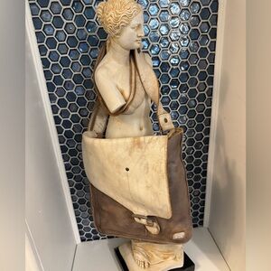 BED|STU Distressed Warn Leather Messenger Crossbody Bag